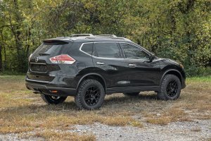 Nissan Rogue Suspension Lift Kit - Front + Rear - Rough Country - 1.5 Inch Lift Kit - '14-'20
